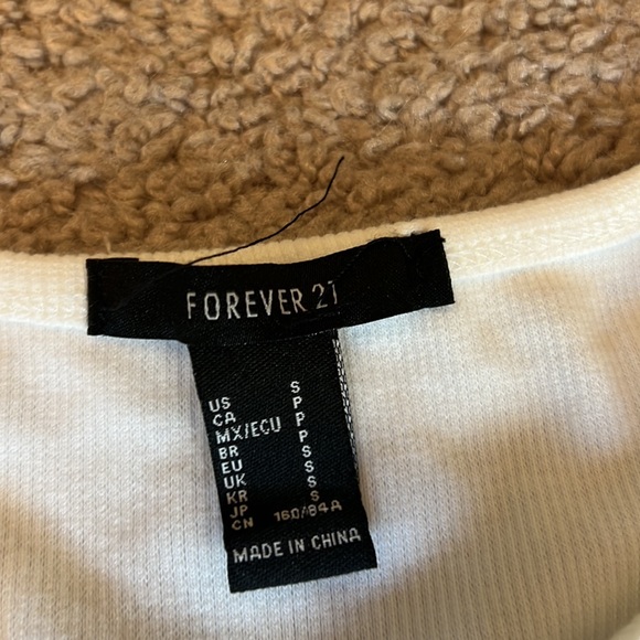 Forever 21 criss-cross shirt - Picture 3 of 3